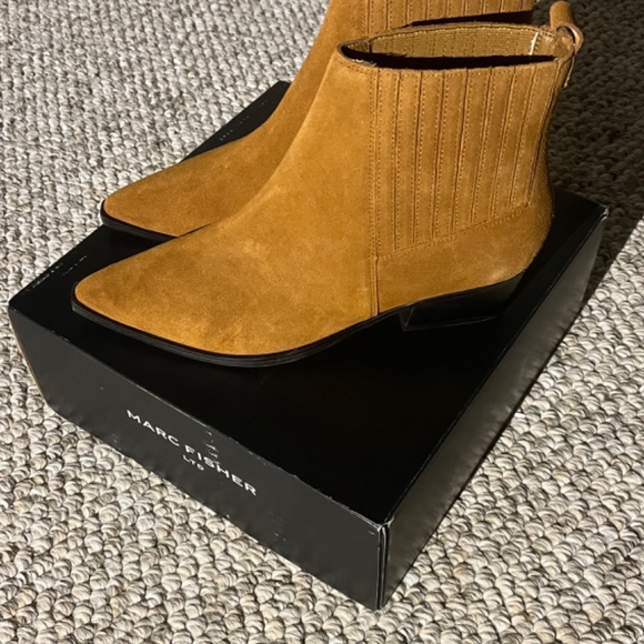 Brand New never worn Marc Fisher  Bootie - Picture 2 of 2